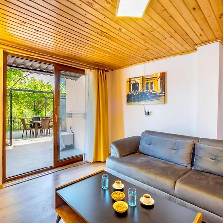 Begonvil Tatil Evi Kaş
