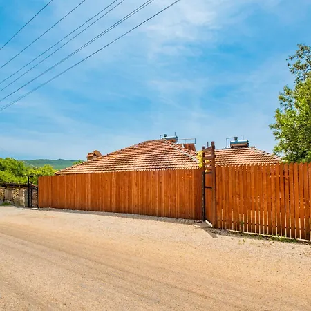Begonvil Tatil Evi